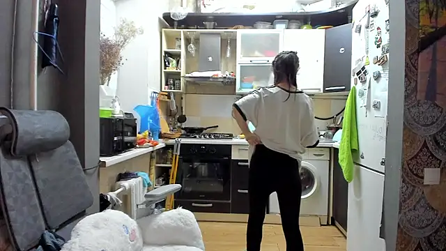  Nika Kik online show from December 2025 05:19:01 PM