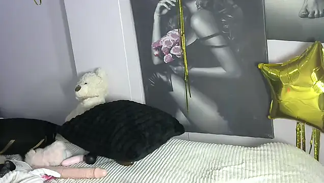 Petite lexii online show from October 2025 03:22:02 PM