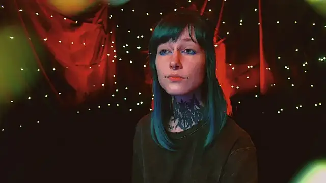 Littlespacemouse online show from November 2025 04:01:02 PM