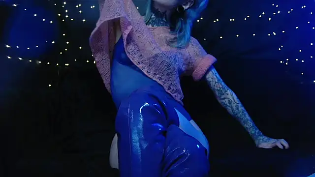 Littlespacemouse online show from November 2025 09:10:01 AM