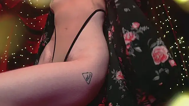 Littlespacemouse online show from November 2025 01:47:02 PM