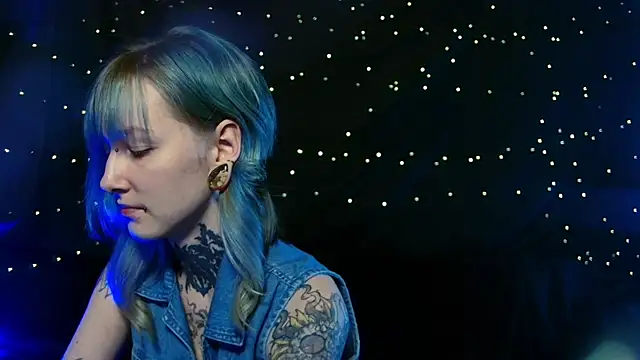 Littlespacemouse online show from December 2025 09:50:01 PM