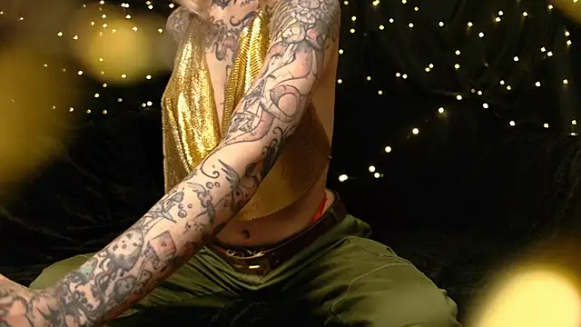 Littlespacemouse online show from October 2025 05:58:02 PM