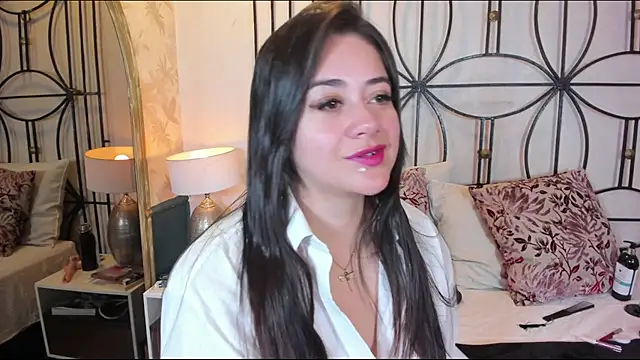 nahomi sweett online show from October 2025 11:22:01 AM