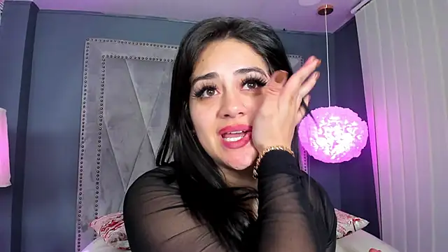 nahomi sweett online show from March 2025 02:29:01 PM