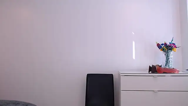 lou roar online show from April 2026 12:50:02 PM