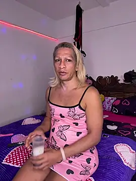 Candy-love87 online show from May 2026 12:11:01 PM