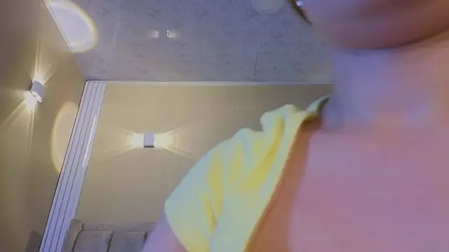 Emmaa Blonde online show from December 2025 07:04:02 PM