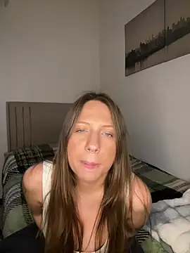 Sashabunny online show from April 2026 05:53:02 PM