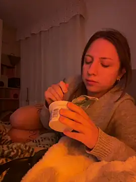 Sashabunny online show from March 2026 10:43:01 PM