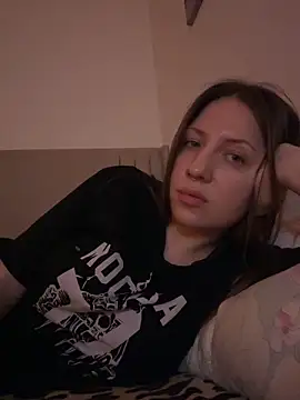 Sashabunny online show from June 2026 10:11:02 PM