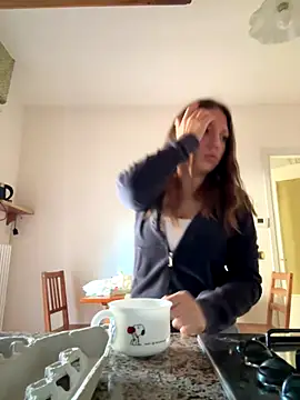 Sashabunny online show from December 2025 01:28:01 PM