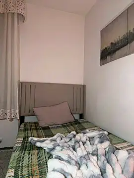 Sashabunny online show from April 2026 08:20:01 PM