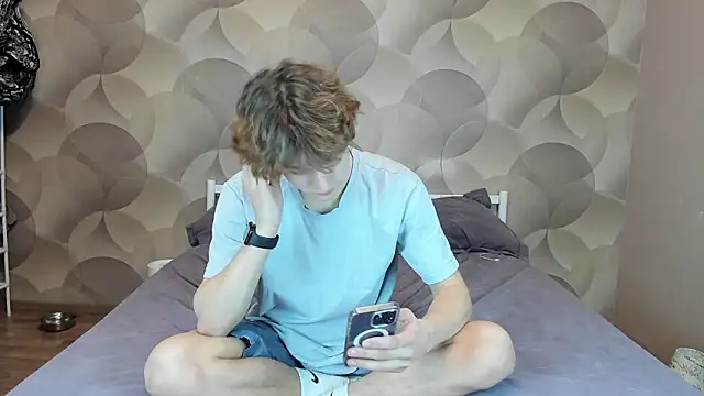 Ian Flor online show from January 2026 02:43:02 PM