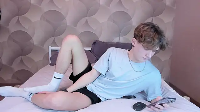 Ian Flor online show from January 2026 01:07:01 PM