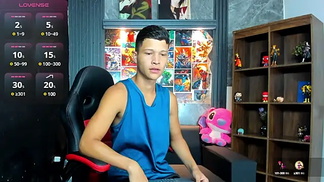 Snapshot of Hottwinkguys chatting on February 2025 12:00:02 PM Hottwinkguys online show from February 2025 12:00:02 PM