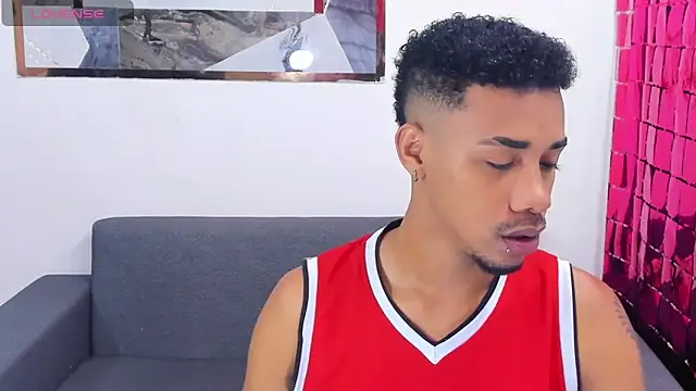 Snapshot of Hottwinkguys chatting on January 2025 03:01:02 PM Hottwinkguys online show from January 2025 03:01:02 PM