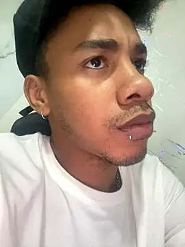 Snapshot of Hottwinkguys chatting on September 2025 09:10:01 AM Hottwinkguys online show from September 2025 09:10:01 AM