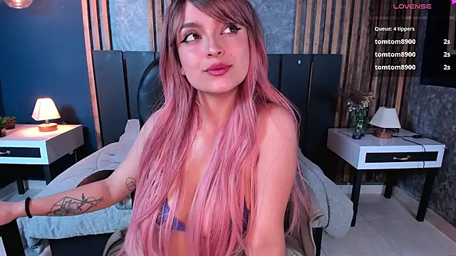 Snapshot of Mandy_Collins_ chatting on January 2025 12:59:02 PM Mandy Collins online show from January 2025 12:59:02 PM