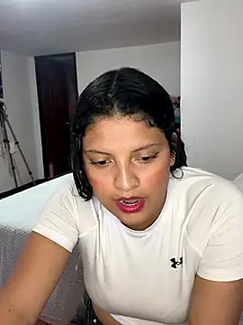tati  22 online show from September 2025 06:03:02 PM