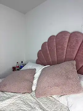 tati  22 online show from November 2025 05:01:02 PM