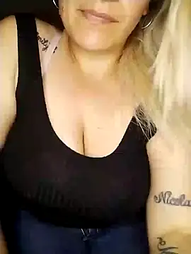 rusher27 online show from October 2025 04:14:02 AM