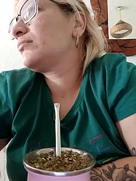 rusher27 online show from December 2025 04:06:02 PM