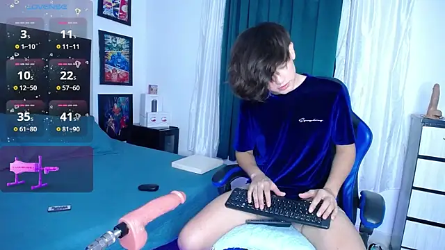 Snapshot of andyboy- chatting on November 2025 10:43:02 PM andyboy- online show from November 2025 10:43:02 PM