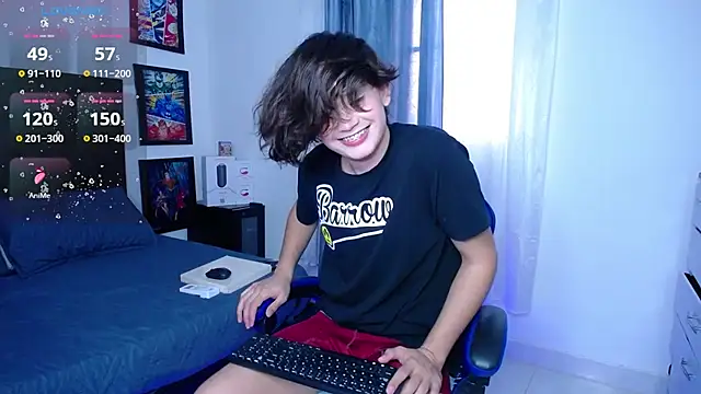 Snapshot of andyboy- chatting on September 2025 09:53:01 PM andyboy- online show from September 2025 09:53:01 PM