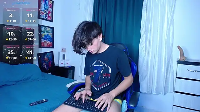 Snapshot of andyboy- chatting on December 2025 12:17:02 AM andyboy- online show from December 2025 12:17:02 AM