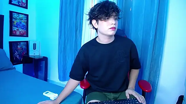 Snapshot of andyboy- chatting on February 2025 10:09:01 PM andyboy- online show from February 2025 10:09:01 PM
