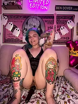 Snapshot of CherryBombBomb chatting on October 2025 06:26:02 AM CherryBombBomb online show from October 2025 06:26:02 AM