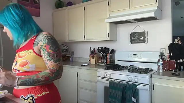 Snapshot of CherryBombBomb chatting on September 2025 10:20:02 PM CherryBombBomb online show from September 2025 10:20:02 PM