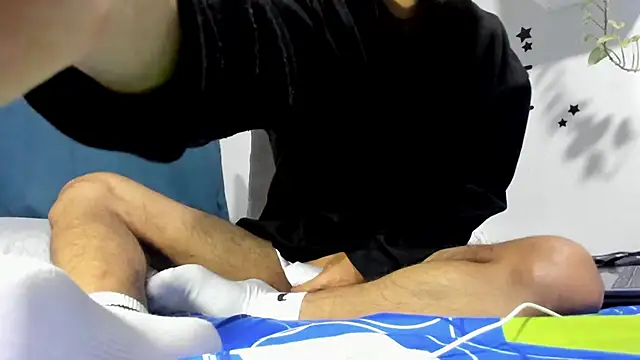 Aronxxs online show from October 2025 09:41:02 AM