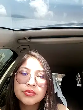 Caroll Luna online show from December 2024 03:04:02 PM
