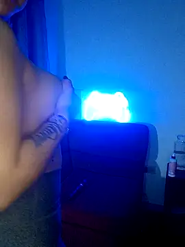 Caroll Luna online show from December 2024 06:25:02 AM