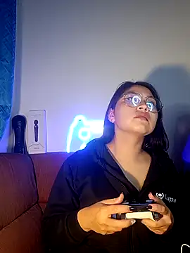 Caroll Luna online show from December 2024 05:25:02 AM