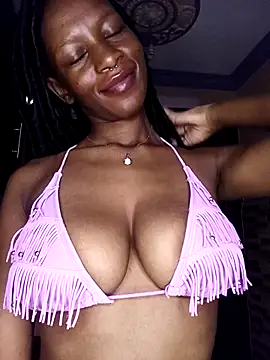 Ayrella02 online show from February 2026 06:30:01 PM