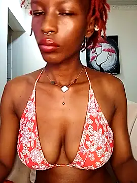 Snapshot of Ayrella02 chatting on November 2025 11:20:01 PM Ayrella02 online show from November 2025 11:20:01 PM