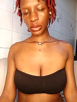 Ayrella02 online show from November 2025 12:14:01 AM