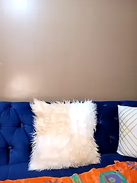 Snapshot of Ayrella02 chatting on December 2024 01:46:01 AM Ayrella02 online show from December 2024 01:46:01 AM