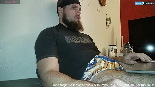 dikdowndaddy online show from April 2026 06:04:01 PM