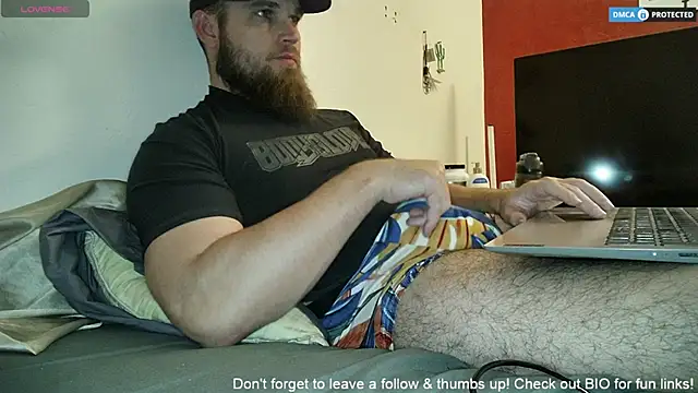dikdowndaddy online show from May 2026 10:21:02 AM