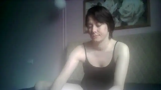 Snapshot of SunElizabeth chatting on June 2026 03:45:01 AM SunElizabeth online show from June 2026 03:45:01 AM