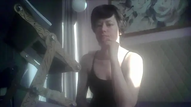 Snapshot of SunElizabeth chatting on May 2026 02:31:02 AM SunElizabeth online show from May 2026 02:31:02 AM