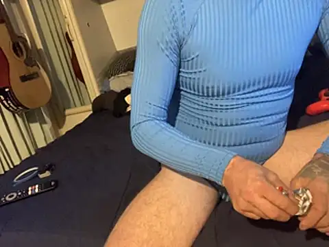 madaussiehere online show from May 2026 10:32:02 AM