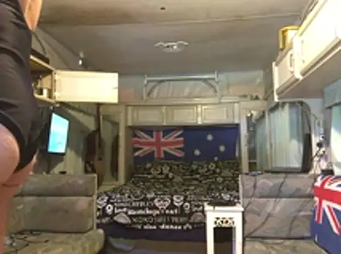 madaussiehere online show from July 2026 02:40:01 AM