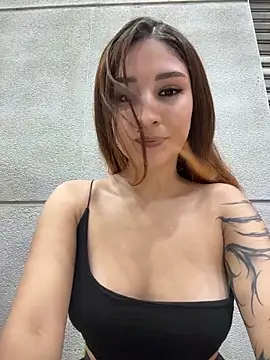 Mon Cherry online show from March 2026 01:40:01 AM