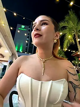 Mon Cherry online show from October 2025 01:29:01 AM