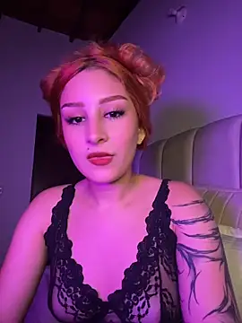 Snapshot of Mon_Cherry chatting on May 2026 01:24:02 AM Mon Cherry online show from May 2026 01:24:02 AM
